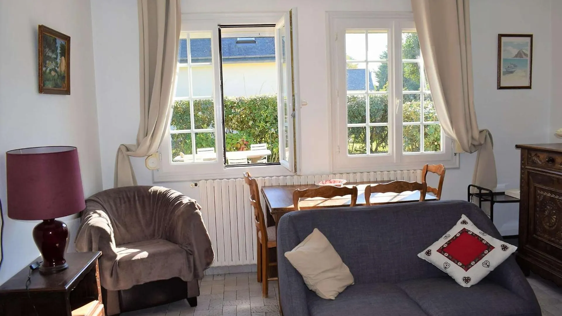 Grande Maison Familiale A 50M De La Mer Avec Jardin A Tregastel - Ref 77 France
